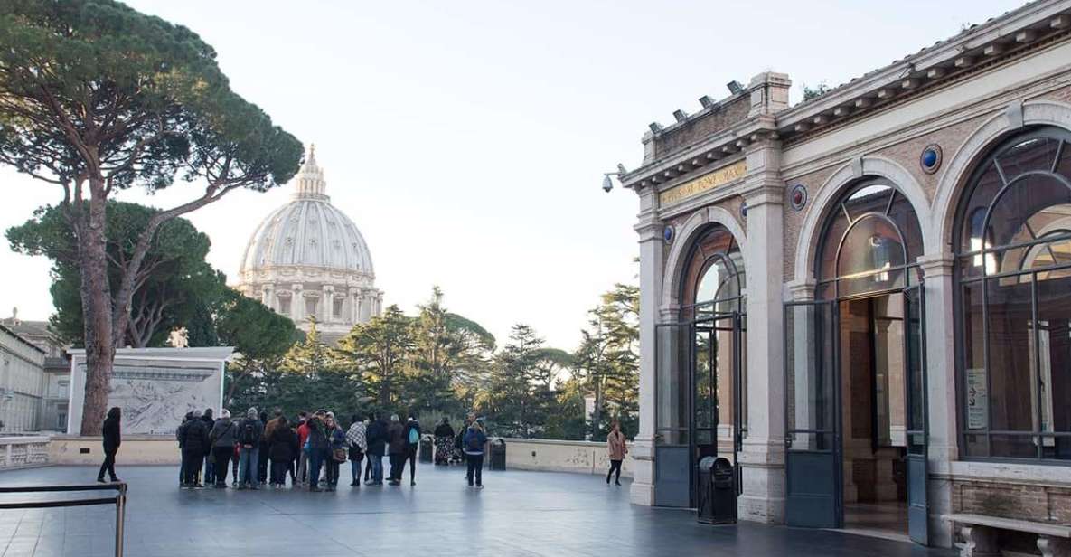 Rome: Skip the line Vatican Museums & Sistine Chapel Tour - Belvedere Courtyard: when sculpture teaches you how artists think