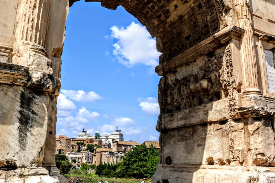 Rome: Small-Group Colosseum, Roman Forum & Palatine Hill - Roman Forum Highlights: Constantine to Caesar