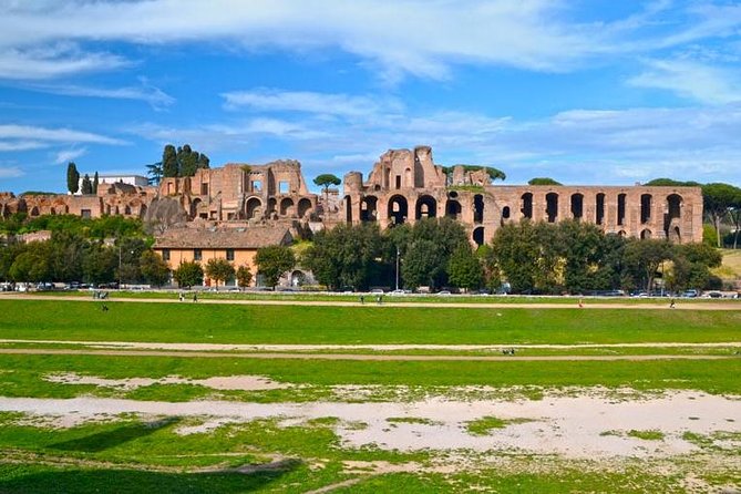 Rome Small-Group Shared Tour from Civitavecchia: 8 People Max - Tiberina Island and the River Bend Pause
