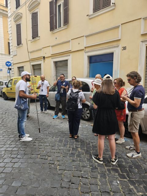 Rome: St. Peter's Basilica and Papal Tombs Guided Tour - Guides you might encounter and what their style brings