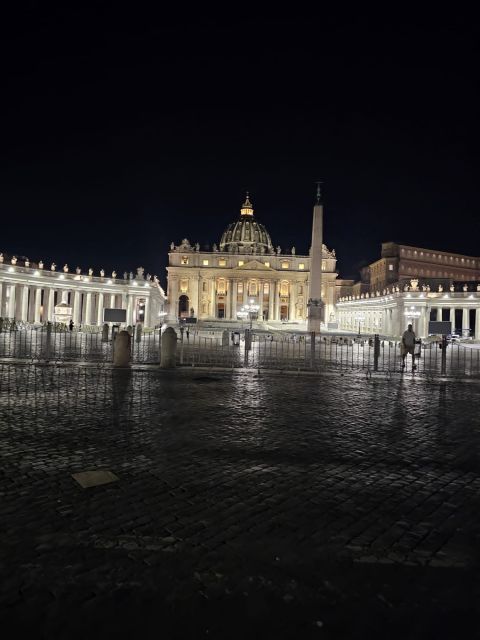 Rome: St. Peter's Basilica and Papal Tombs Guided Tour - Papal Grottoes and tombs: going beneath the Basilica