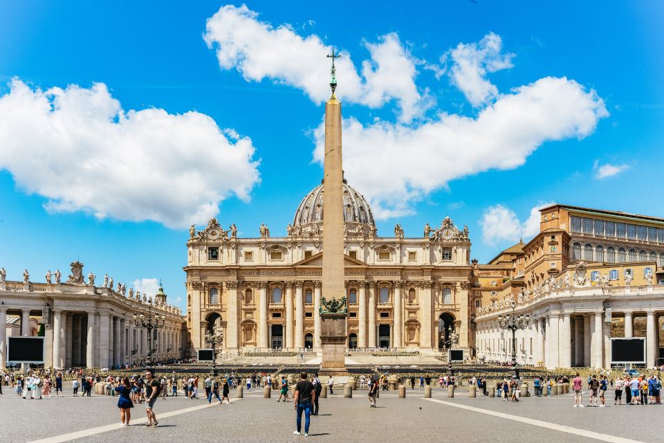Rome: St. Peter's Basilica, Square and Grottoes Guided Tour - The big draw: turning St. Peter’s into a story you can follow