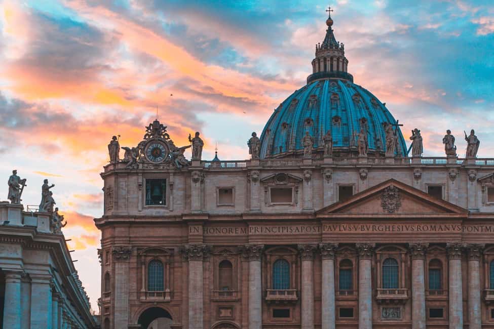 Rome: St. Peter’s Basilica Tour with Vatican Grottoes - Pietà and Bernini in one walk: art with religious meaning