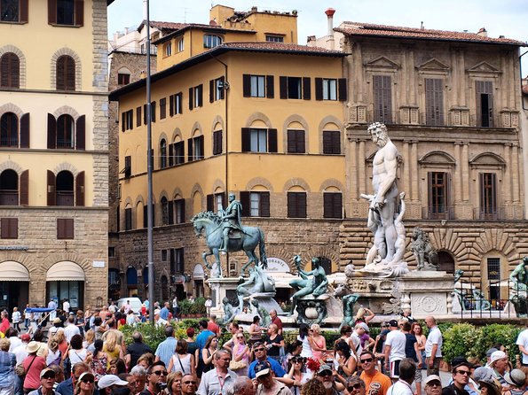 Rome to Florence: High-Speed Train Day Trip with Guided City Tour - Ponte Vecchio and Piazza della Signoria: the Iconic Florence Photo Stops