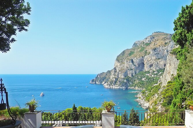 Rome to Pompeii, Sorrento & Capri: 2-Day South Italy Tour - Pompeii Archaeological Park: Forum, Villa of the Mysteries, and the Lupanar