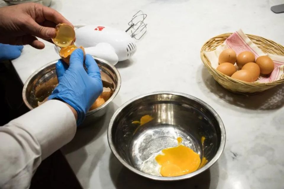 Rome: Traditional Pizza and Gelato Making Class - Kneading Roman pizza dough like an Italian chef