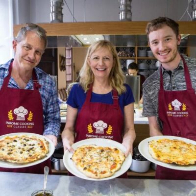 Rome: Traditional Pizza and Gelato Making Class - The welcome: prosecco, snacks, and your first taste of Rome