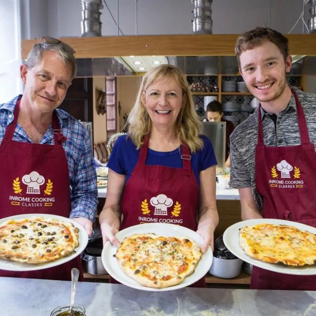 Rome: Traditional Pizza and Gelato Making Class - The welcome: prosecco, snacks, and your first taste of Rome