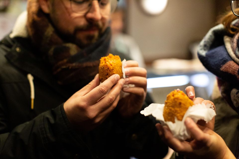 Rome Trastevere Walking Food Tour - Trapizzino start: why that first bite works so well