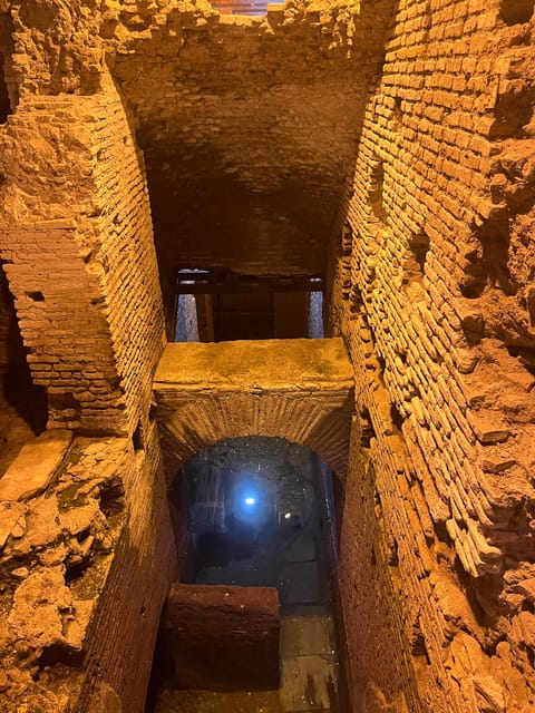 Rome: Trevi Fountain District Underground Tour and Ice Cream - From Trevi Fountain Wishes to the Vicus Caprarius Underground Rooms