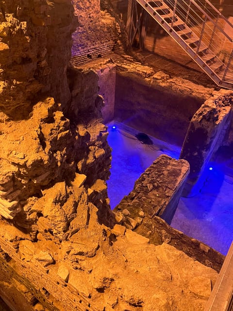 Rome: Trevi Fountain District Underground Tour and Ice Cream - Why this tour centers on Roman water (and not just stone)