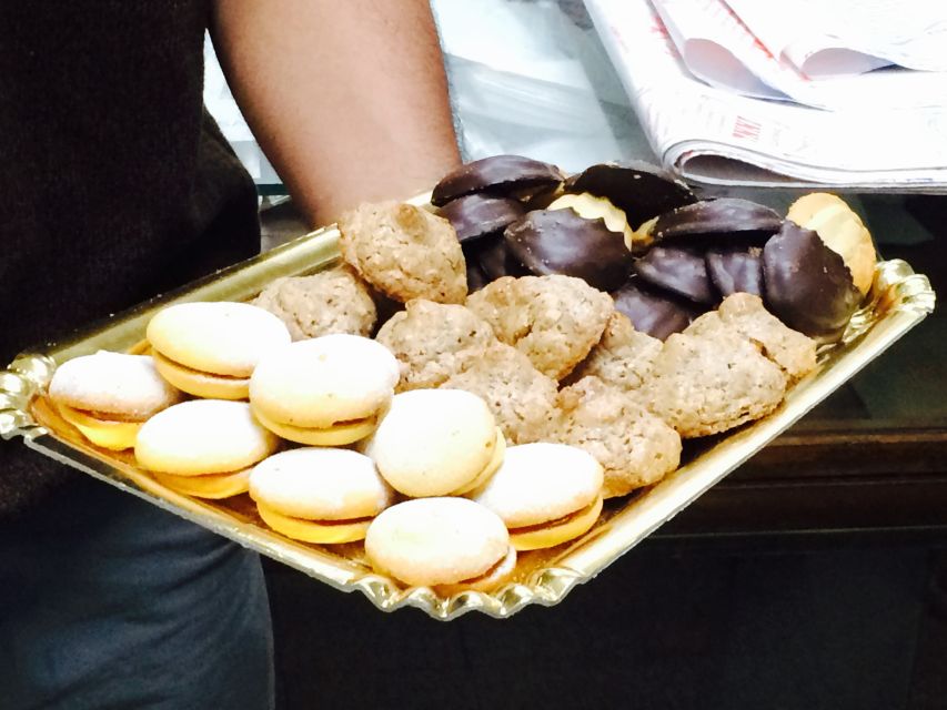 Rome: Twilight Trastevere Food Tour with Wine Tasting - Meeting Point at San Bartolomeo all’Isola: Arrive a Few Minutes Early
