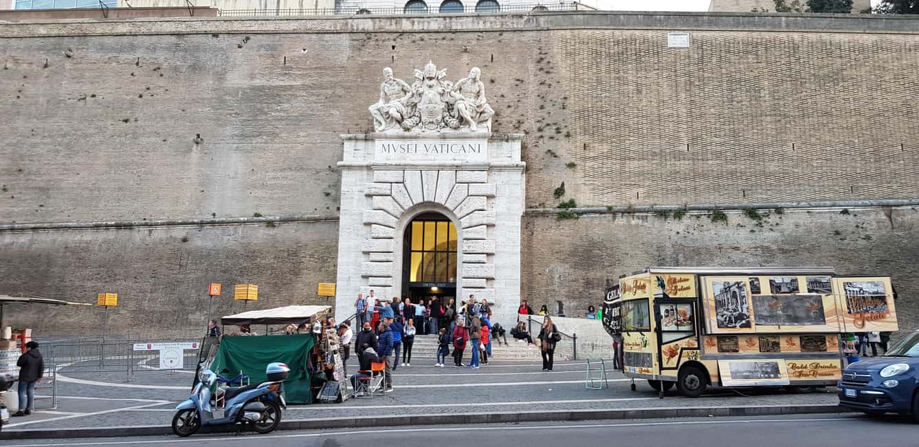 Rome: Vatican Museums and Sistine Chapel Skip-the-Line Entry - Classic Sculpture Stops: Why Laocoön and the Belvedere Torso Work