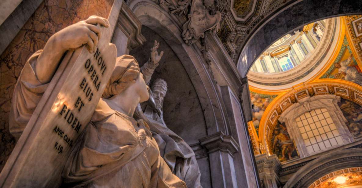 Rome: Vatican Museums and Sistine Chapel Tour with Ticket - The tour start: Courtyards that set the mood fast