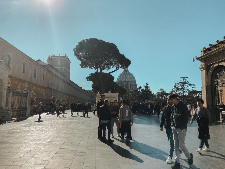 Rome: Vatican Museums & Sistine Chapel Skip-the-Line Tour - The meeting point and the 30-minute rule that matters
