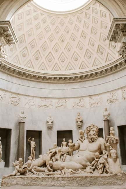 Rome: Vatican, Sistine Chapel, and St Peter's Guided Tour - St Peter’s Basilica: Plan to Look Up, Then Look In Detail