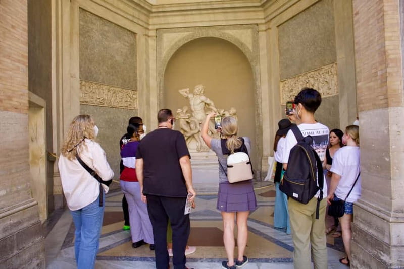 Rome: Vatican & St Peter's Basilica: unlock the wonders - St. Peter’s Basilica in 30 minutes: where to spend your focus