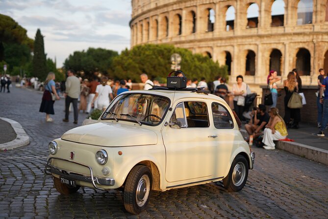 Rome: Vintage Fiat 500 Car Tour with Photographer - Colosseum photo stop with a guided moment
