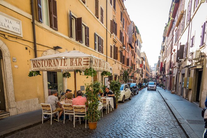 Rome Walking Tour with Piazza Navona, Trevi Fountain and Pantheon - Piazza Navona: Where Baroque Rome Starts (and Feels Alive)