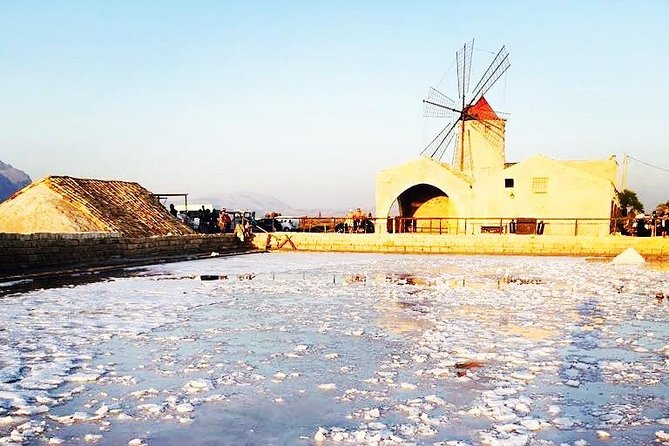 SALT TOUR-all inclusive: salt tour: Trapani, Paceco, Nubia - Getting going: the port fire station meet-up and short transfer