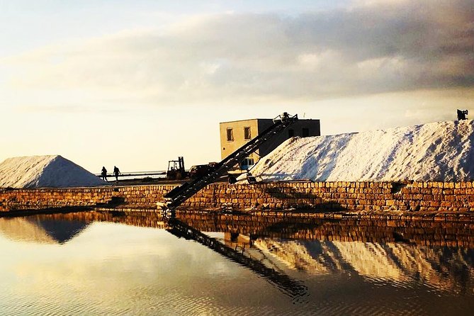 SALT TOUR-all inclusive: salt tour: Trapani, Paceco, Nubia - Stop 1 at the first salt pan: Maria Stella and that old mill feel