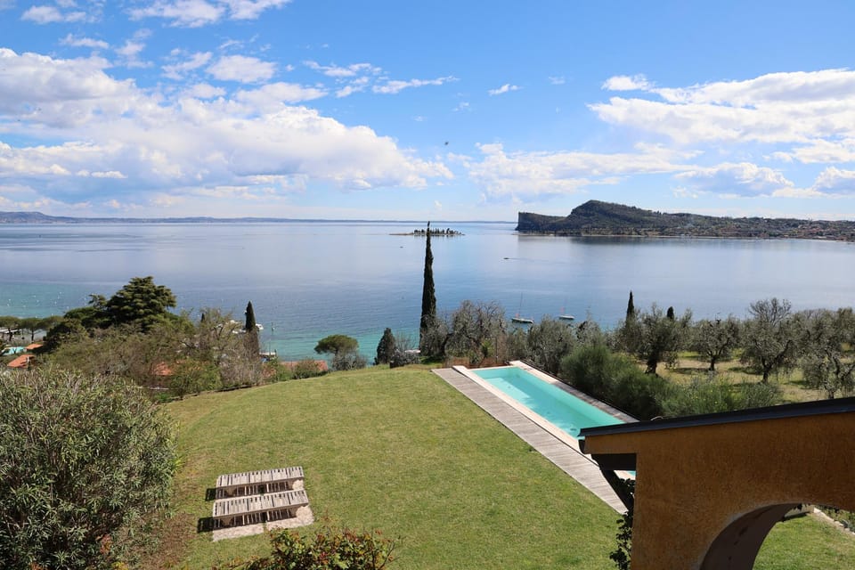 San Felice: Olive Oil Tasting with local food on Garda Hills - Olive Grove Walk With Lake Views and Rocca di Manerba