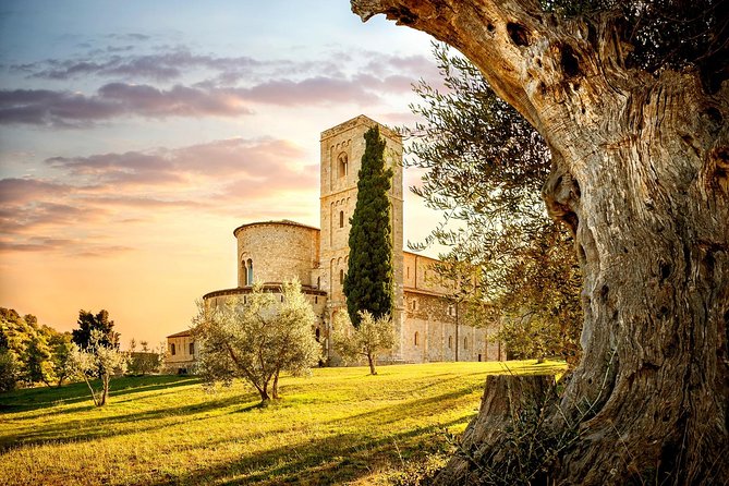 San Gimignano, Chianti, and Montalcino Day Trip from Siena - Who this trip suits best (and who might not love it)
