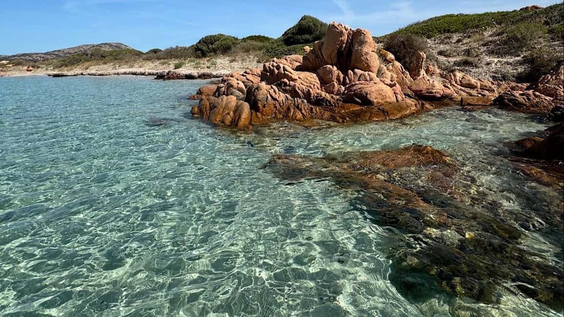 San Teodoro: Tavolara and Molara Islands Dinghy Excursion - Turtle Bay and Spiaggia delle Vacche: the last snorkeling push