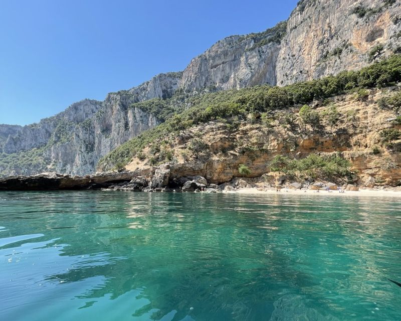 Santa Maria Navarrese: Grotta del Fico and Beaches Boat Trip - Cala dei Gabbiani (1.5 hours): A Second Swim Stop With Amazing Clarity
