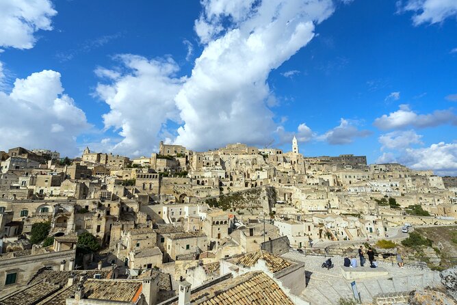 Sassi of Matera: complete tour for up to 15 people - Sassi di Matera and Sasso Caveoso: origins, rooms, and the street-level story