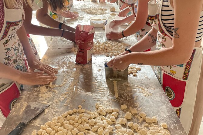 Shared Cooking Class with Fresh Garden Ingredients in Sorrento - The pasta and tiramisu you’ll make (and what to expect from each)