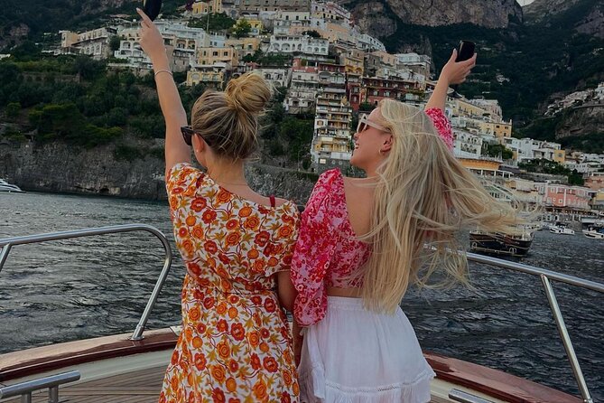 Shared Sunset Cruise from Positano with Drinks & Snacks 1.5-Hour - Price and value check for $82.27 per person