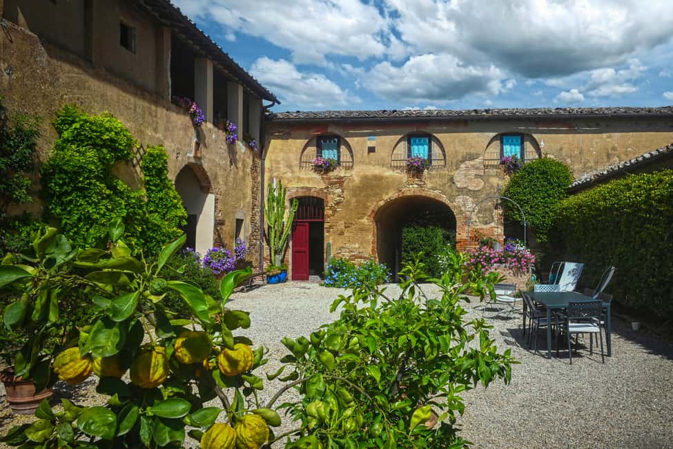 Siena: Organic Winery Tour and Wine Tasting - Why La Lastra’s organic setup makes Siena feel real