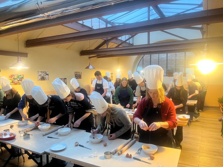 Siena: Pasta and Tiramisu Cooking Class with Wine - Arrival Rituals: Prosecco, Aprons, and a Kitchen That Gets You Cooking Fast