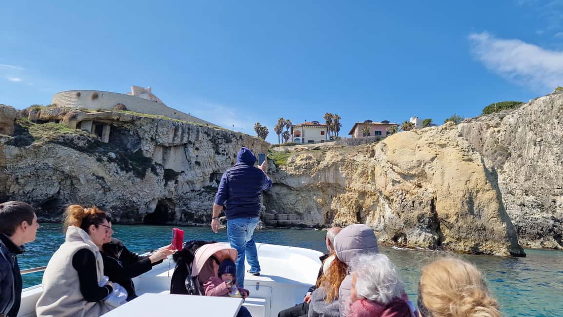 Siracusa: Ortigia & Sea Caves Speedboat Tour with Swim Stop - Duration and pacing: 1.5 hours that don’t feel rushed