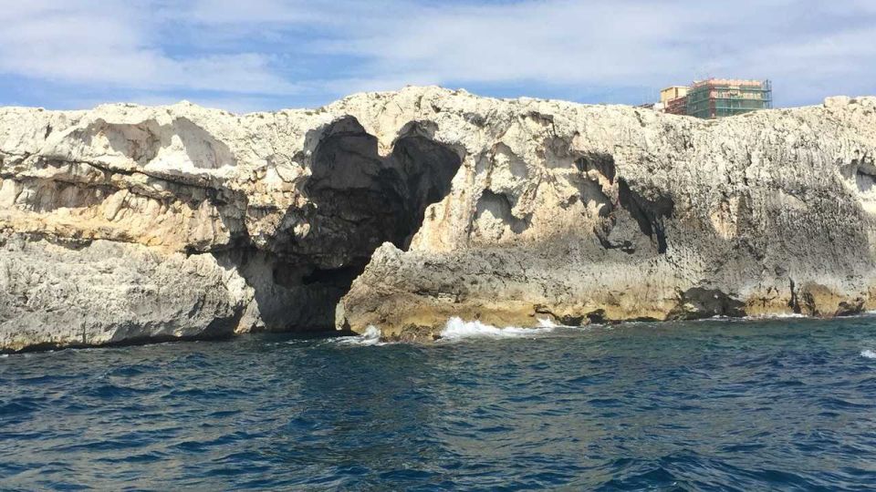 Siracusa: Ortygia Island Boat Tour with Grotto Visit - Sea Caves on the North Side: What You’ll See Up Close