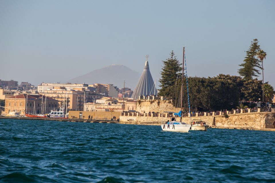 Siracusa: Ortygia Island Boat Tour with Grotto Visit - The Swim Stop: When Deep Blue Water Happens
