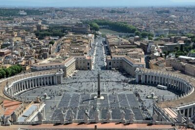 Skip-the-line Entry to the Vatican Museums and Sistine Chapel - Dress code and chapel rules: the non-negotiables