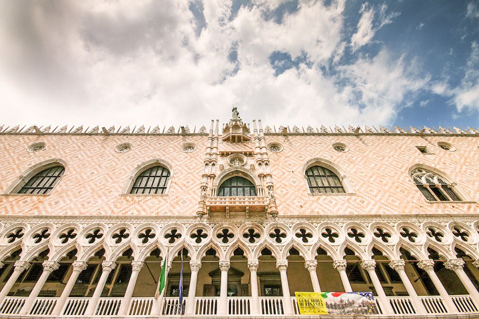 Skip-the-Line Guided Tour of Doge's Palace - Inside the palace: golden staircases and formal power spaces