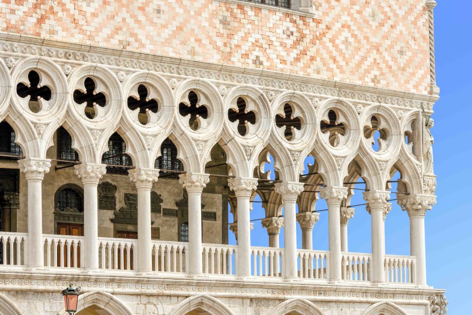 Skip-the-Line Guided Tour of Doge's Palace - Art on the walls: Tintoretto, Veronese, and the Republic’s messaging