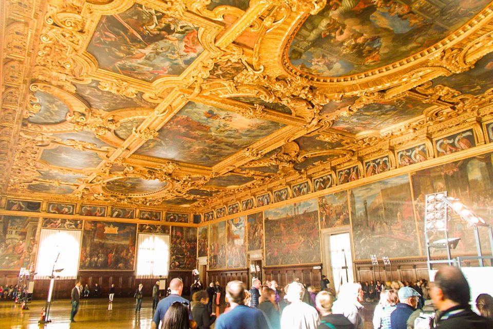 Skip-the-Line Guided Tour of Doge's Palace - Guides, audio, and group pacing: what quality feels like