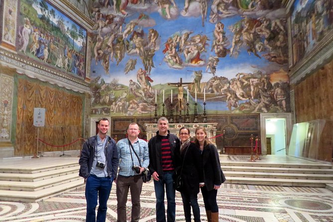 Skip-the-Line Ticket with Host - Vatican Museums & Sistine Chapel - Host vs Guided Tour: What the Experience Really Feels Like