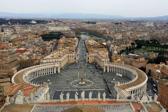Skip the Line Vatican Museums & Sistine Chapel Entry Tickets - Guides That People Name: Maggie, Debra, Christina, Valentina