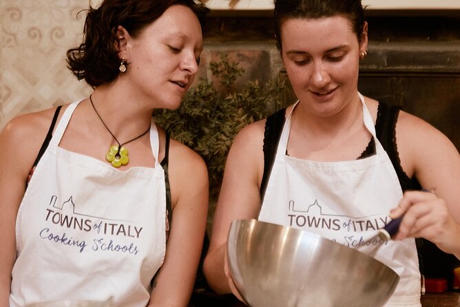 Small Group Cooking Class & Market Food Tour in Florence - Weather, Pace, and Comfort: What to Plan For
