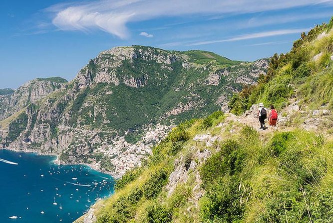 Small Group from Naples: Sorrento, Positano, Amalfi & Ravello - Stop 4: Ravello’s Quick Scenic Hit for Villa Views and Quiet Vibes
