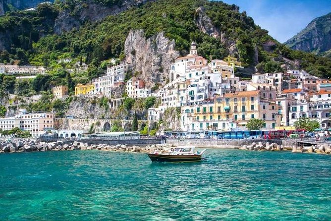 Small-Group Full-Day Pompeii, Positano and Amalfi Coast from Rome - Stop 2: Positano free time for photos and wandering