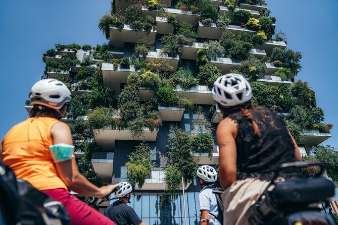 Small-group Milan Highlights e-Bike Tour - Darsena, Colonne di San Lorenzo, and Piazza San Sepolcro