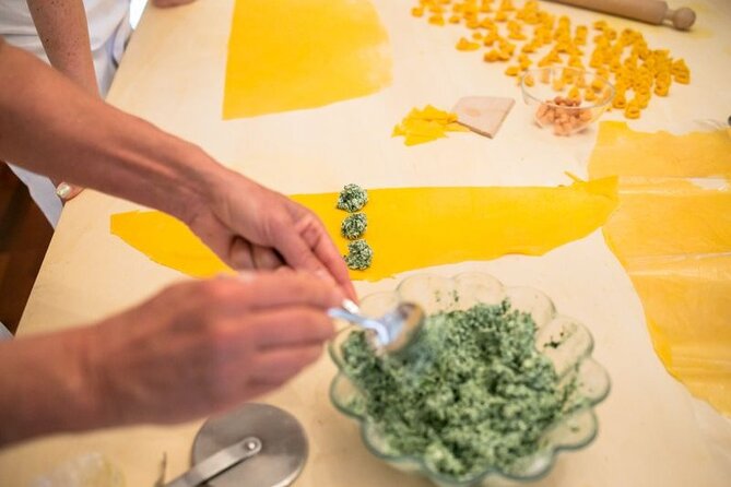 Small Group Pasta and Tiramisu Class at Local's Home in Venice - Skill Level Friendly: First-Timers Learn, Pastamakers Get Refinement