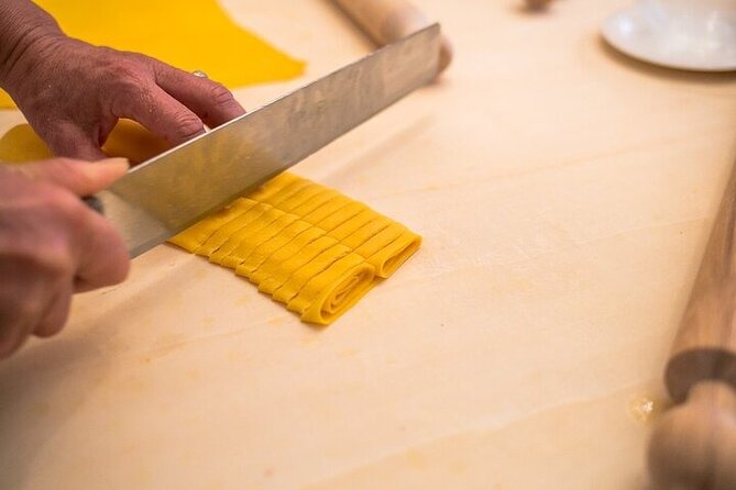 Small group Pasta and Tiramisu class in Como - Who This Class Is Best For (And Who Should Consider Alternatives)