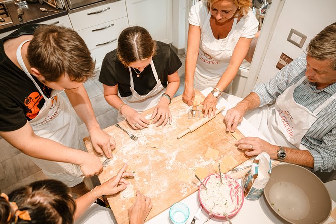 Small group Pasta and Tiramisu class in Riomaggiore - The home-hosted vibe: Cesarine hospitality and the dinner table feel
